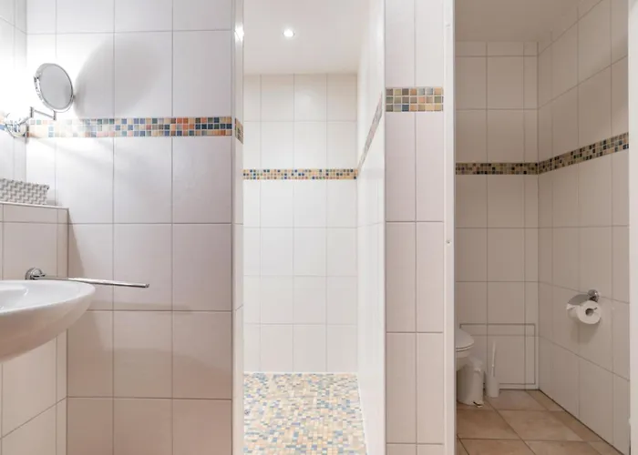 Semesterbostad Reethues